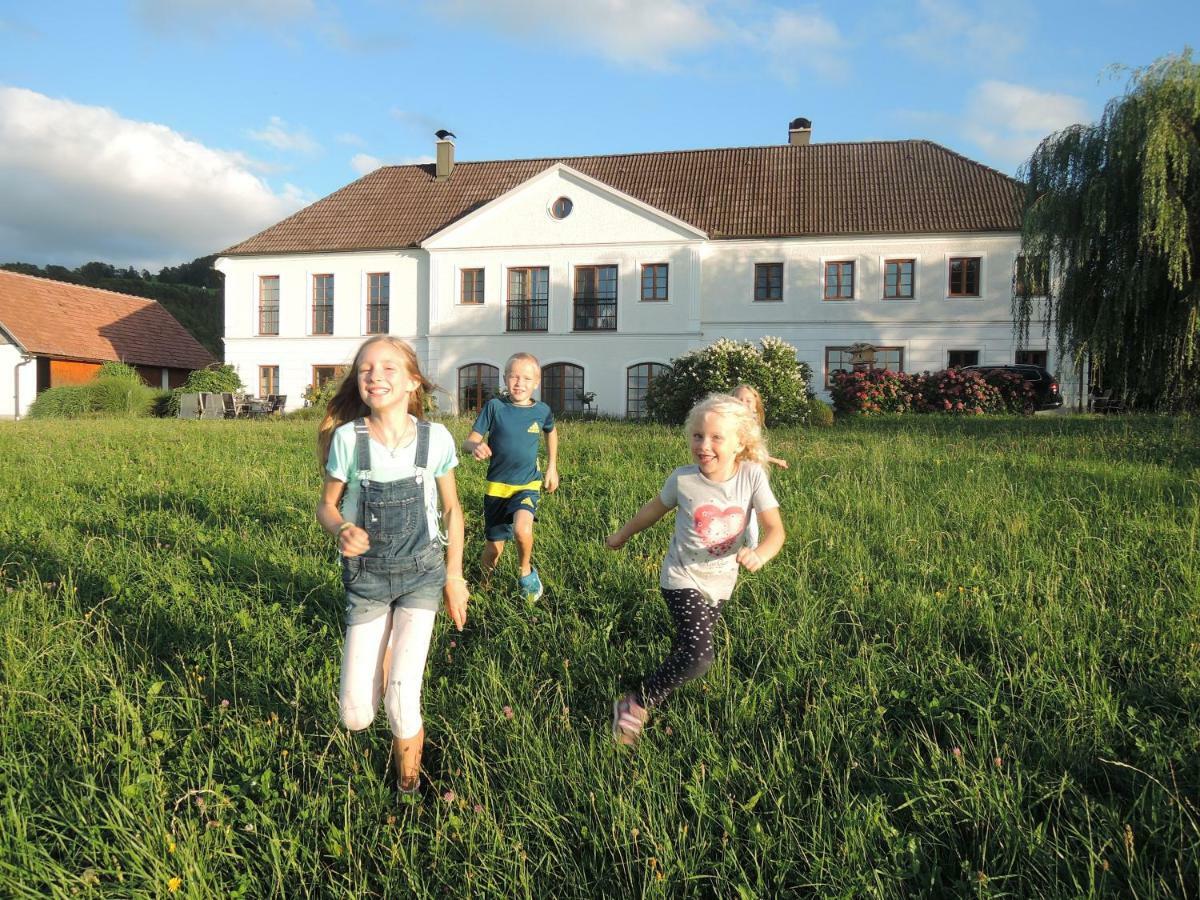 Landhaus Aigner Allhartsberg Exteriör bild